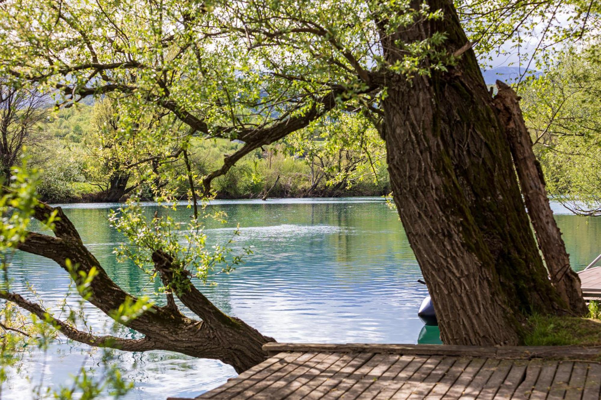 Simply-Una Bihac Luaran gambar