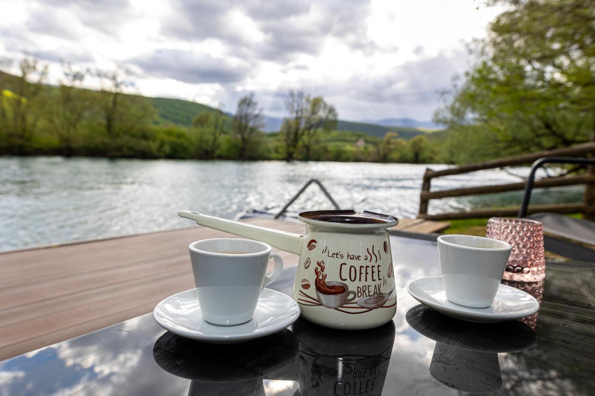 Simply-Una Bihac Luaran gambar