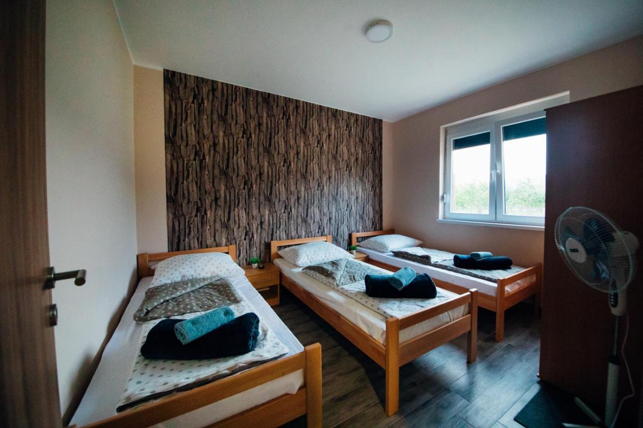 Simply-Una Bihac Luaran gambar
